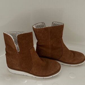 Susina Tan Moccasin Boots with White Sole